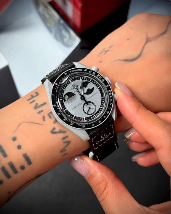 Omeg_a Moon Watch Limited editions