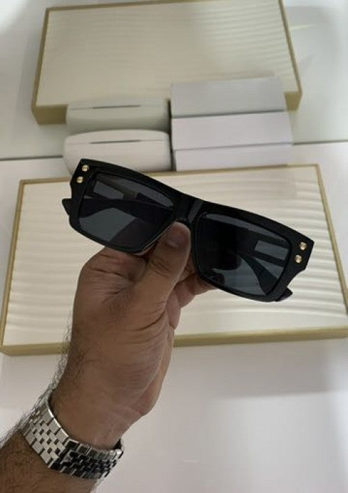 Dita_1001_black_gold