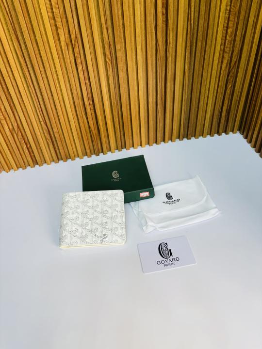 12 GOYARD WHITE PREMIUM QUALITY WALLET