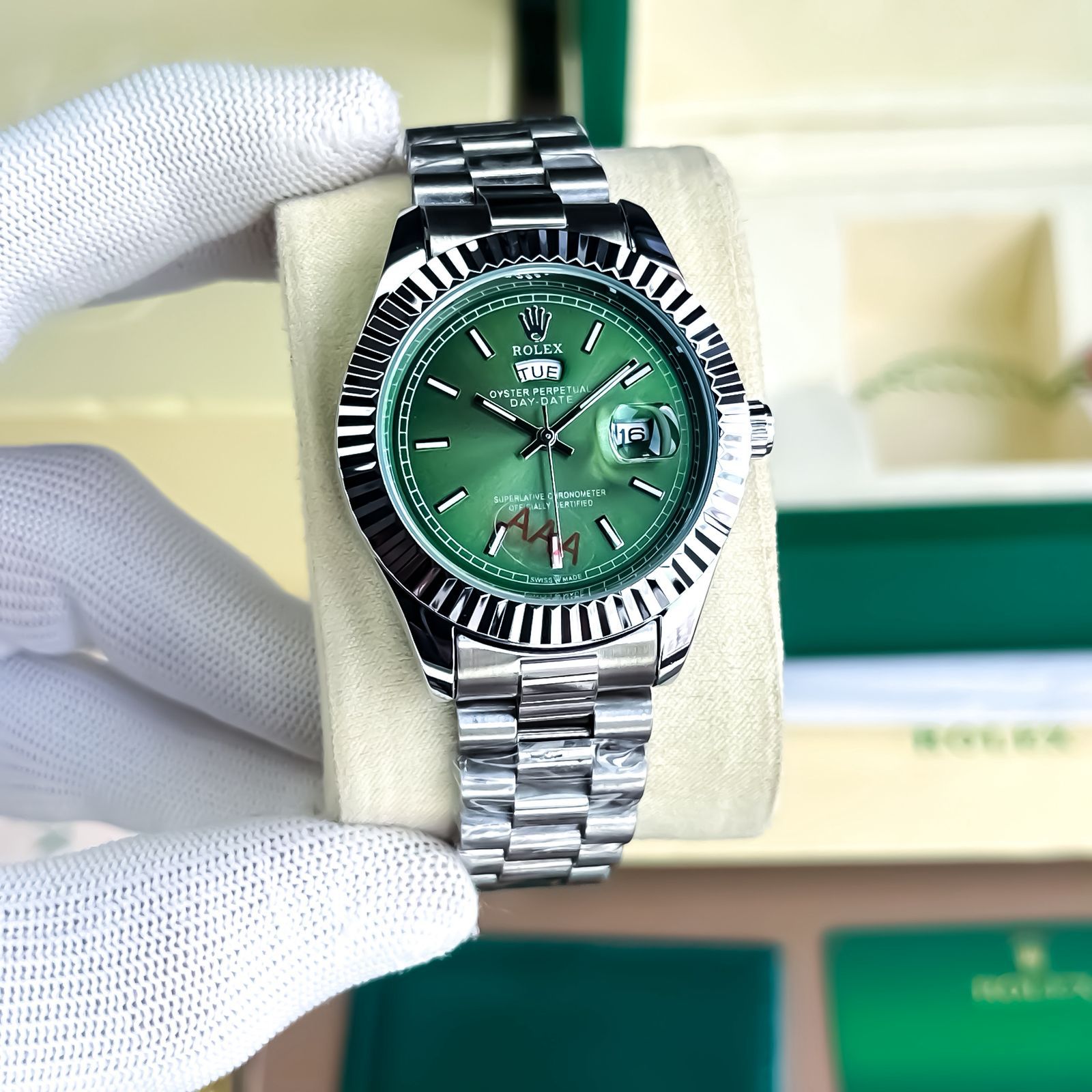 Role_xx day date green dial