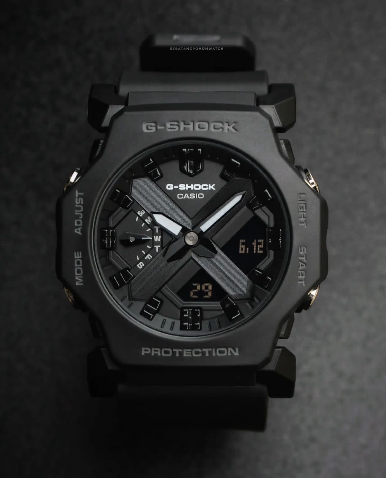 G-SHOCK GM2300